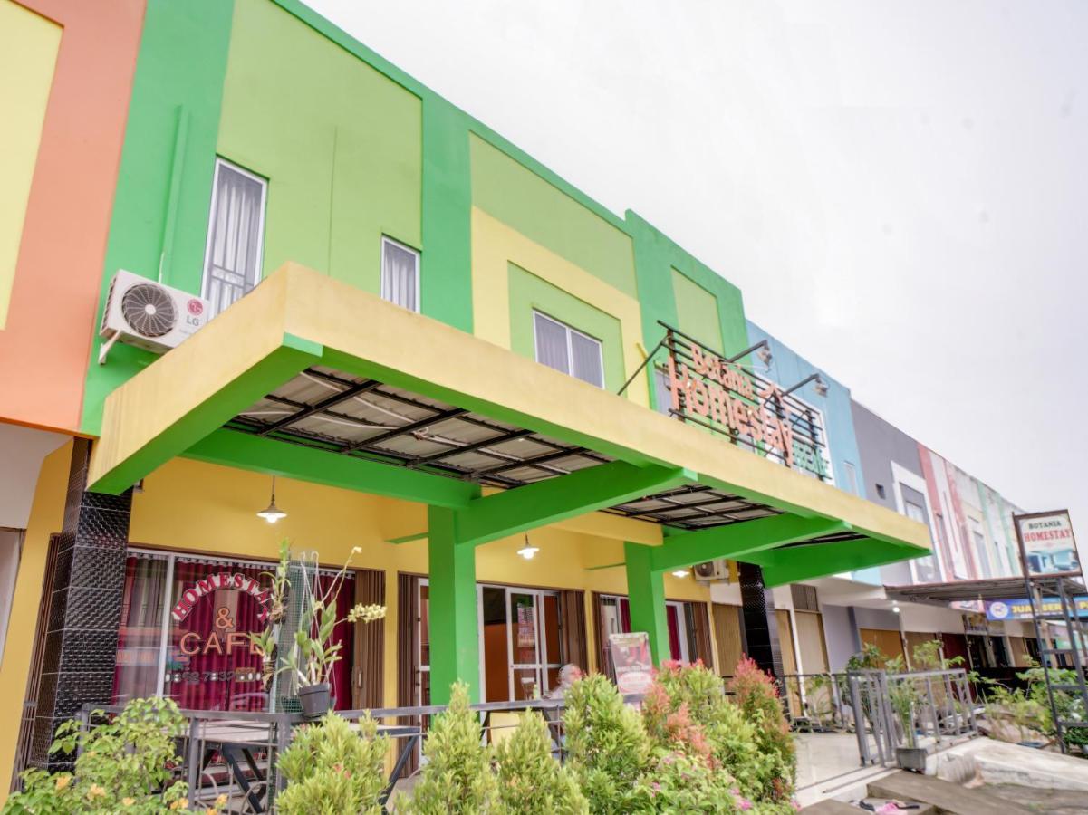 OYO 90024 Botania Homestay&Cafe Nongsa Zewnętrze zdjęcie