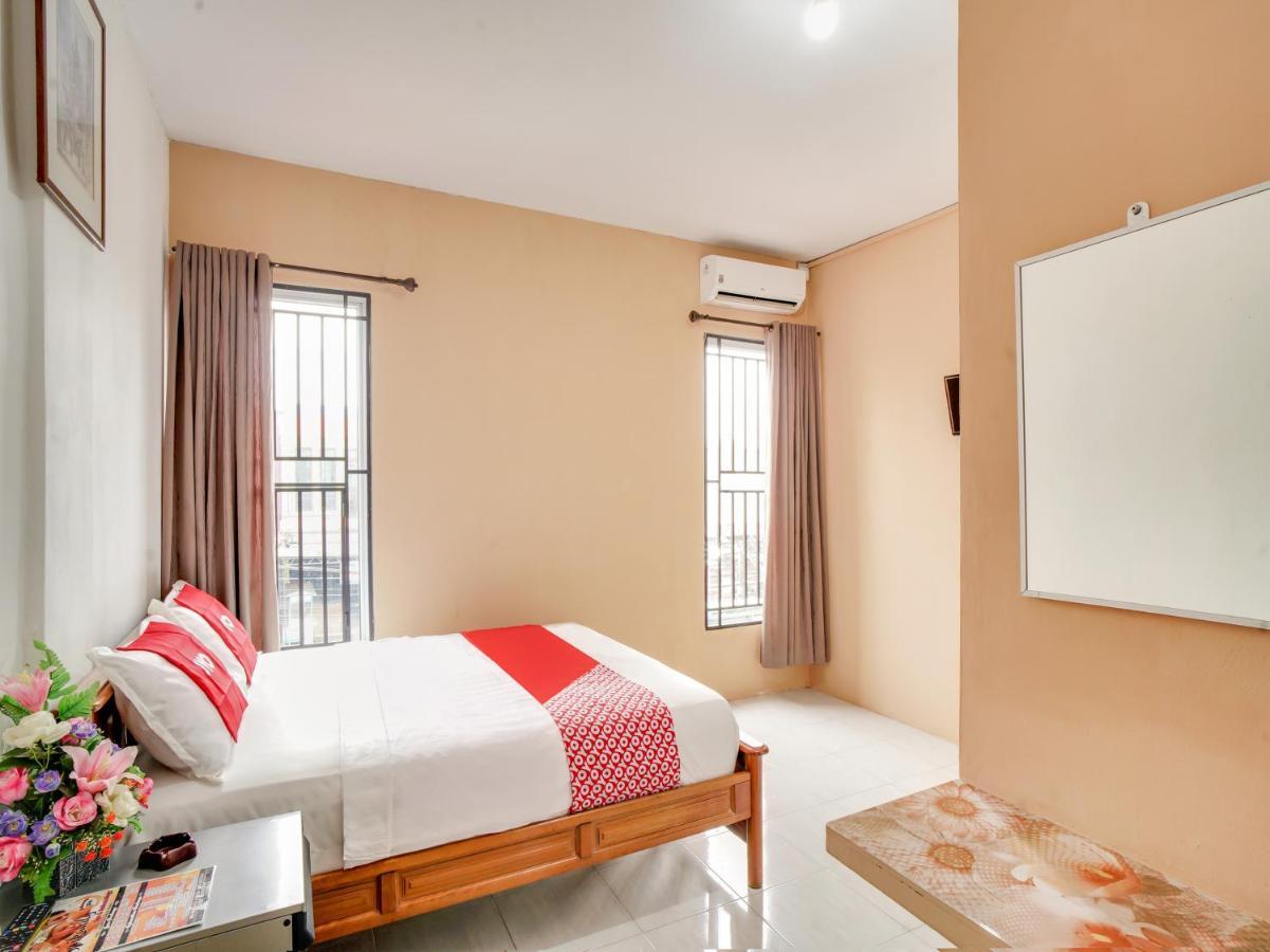 OYO 90024 Botania Homestay&Cafe Nongsa Zewnętrze zdjęcie
